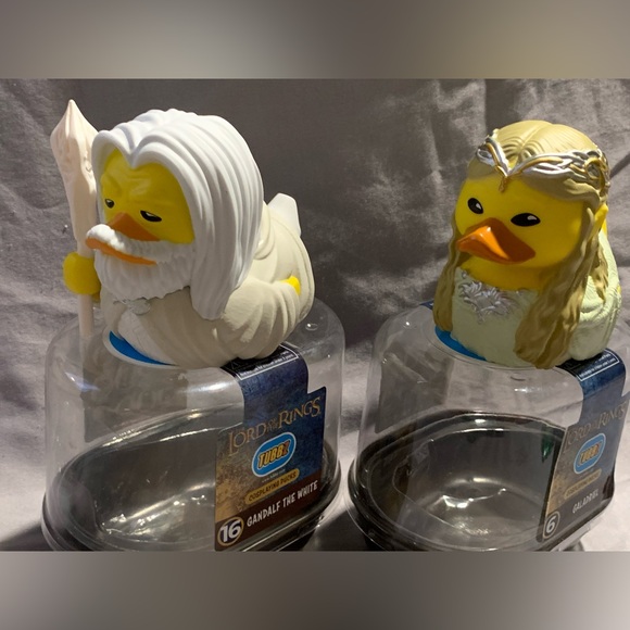 TUBBZ First Edition Lord of The Rings Galadriel Cosplaying Rubber Duck - Picture 7 of 14